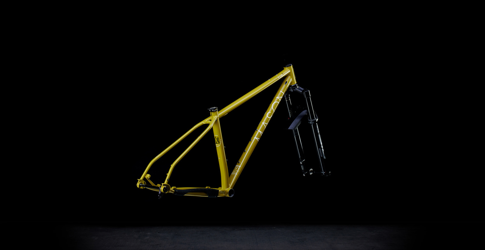 RAW_udh_FY_R3Q_RShox.jpg?